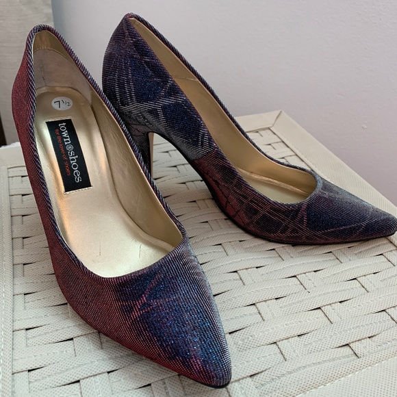 Town Shoes Heels - Picture 1 of 1